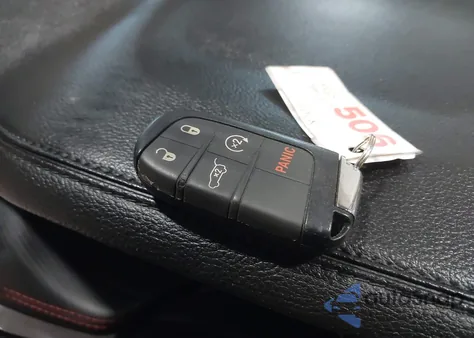 2022 Jeep Compass Trailhawk 4X4 из США, поврежденный, VIN 3C4NJDDB8NT227131